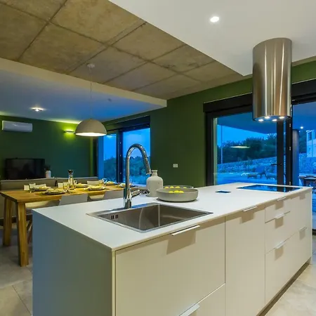 Silente Villa *