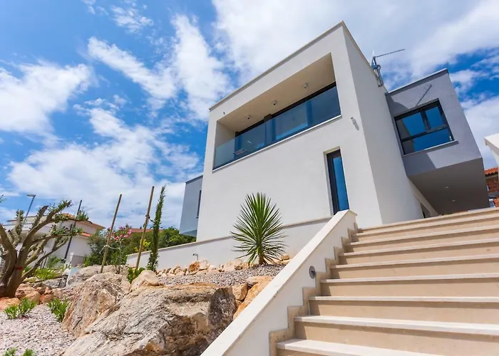 Silente Villa Salatić