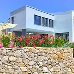 Silente Villa *